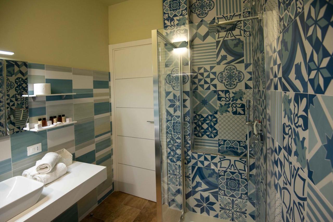 Sirmio Apartments - Narnia Stay Сірміоне Екстер'єр фото